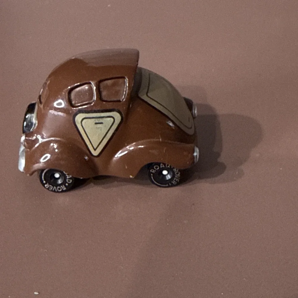 Vintage 1983 Hallmark Road Rovers Diecast Toy Car Chocolate Mouse